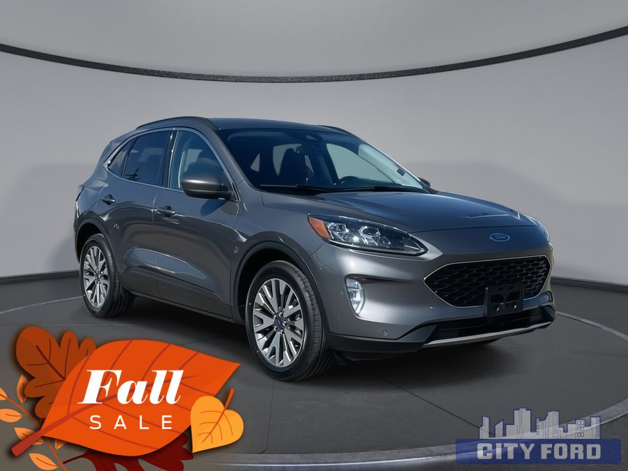 Used 2022 Ford Escape Titanium AWD
