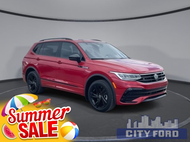 Used 2024 Volkswagen Tiguan Comfortline R-Line Black Edition 4MOTION