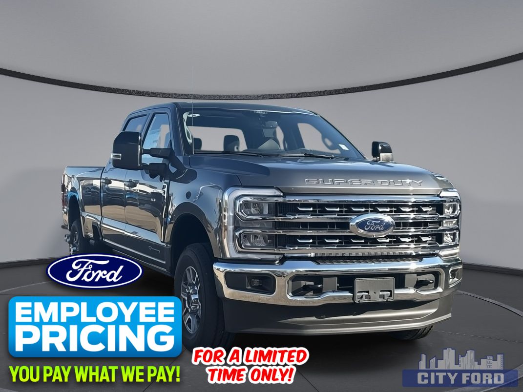 New 2025 Ford Super Duty F-350 SRW Lariat 4x4 Crew Cab 8' Box