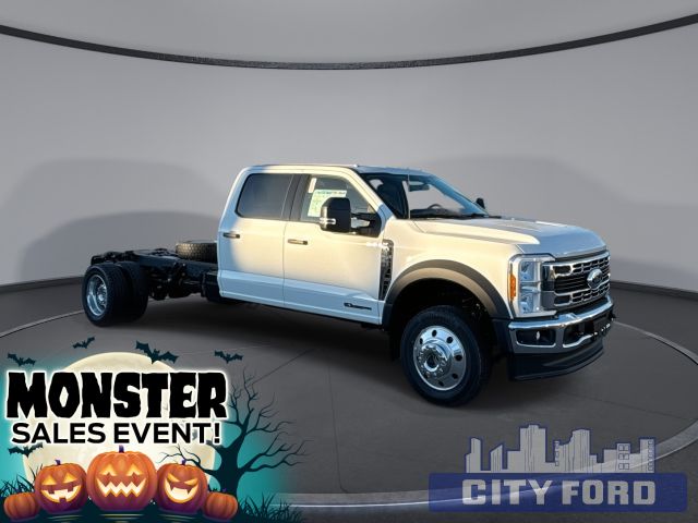 New 2025 Ford Super Duty F-550 DRW XLT 4x4 Crew Cab 203" WB 84" CA