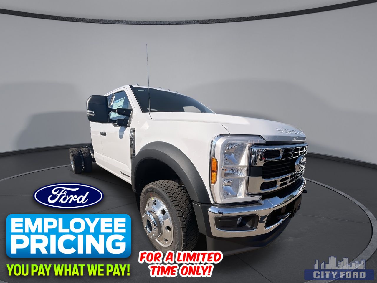 New 2025 Ford Super Duty F-550 DRW XLT 4x4 SuperCab 192" WB 84" CA