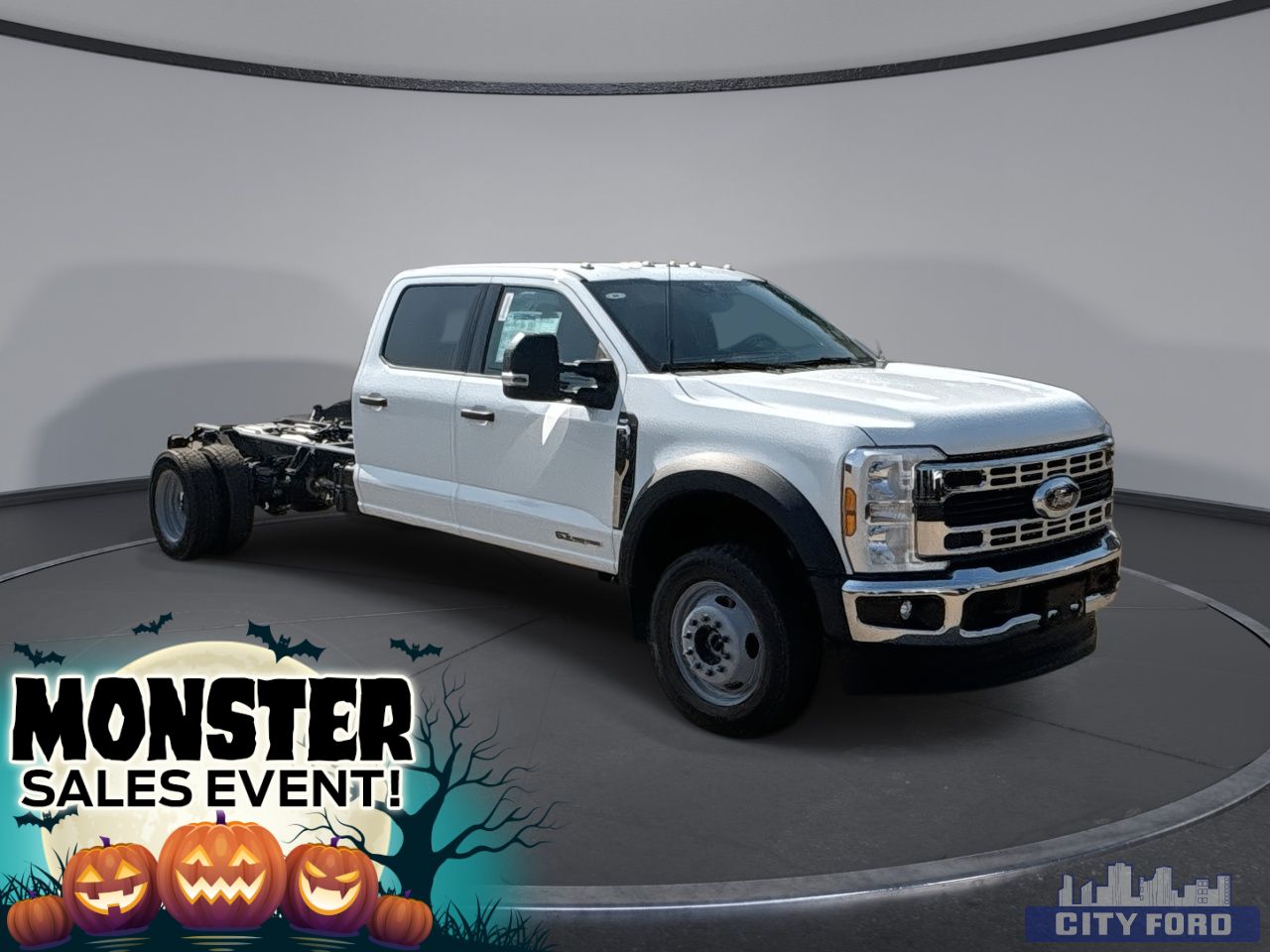 New 2026 Ford Super Duty F-550 DRW XLT 4x4 Crew Cab 203" WB 84" CA