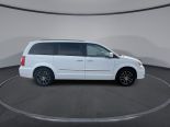 Used 2016 Chrysler Town & Country Touring 4DR WGN