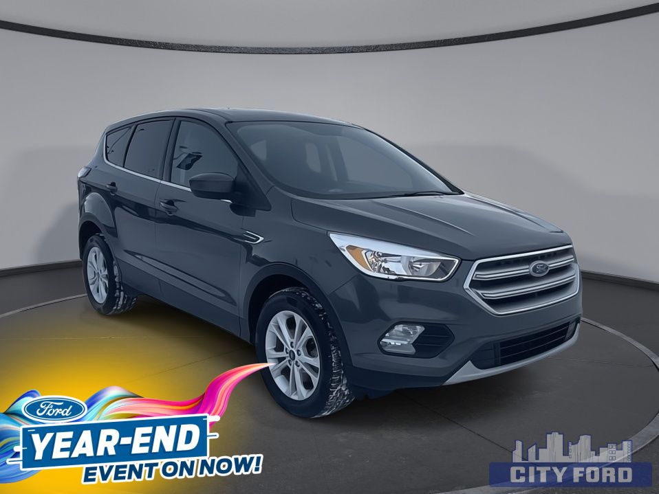 Used 2017 Ford Escape SE 4x4 4dr