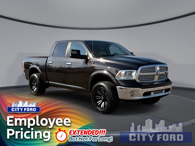2017 Ram 1500 Laramie 4x4 Crew Cab 140.5"