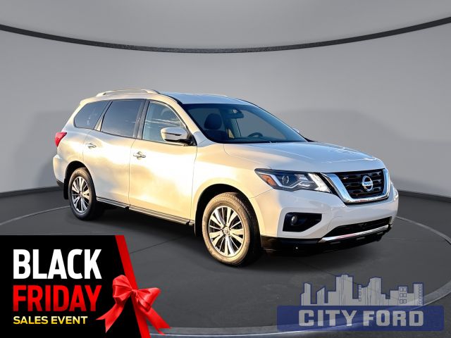 Used 2020 Nissan Pathfinder SV Tech 4x4