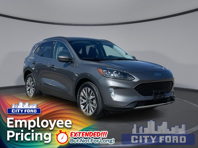 2022 Ford Escape Titanium AWD | Navigation I Power Heated Seats I Heated Steering Wheel I Lane Keeping System I Reverse Camera I Remote Start