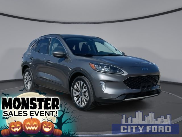 2022 Ford Escape Titanium AWD | Navigation I Power Heated Seats I Heated Steering Wheel I Lane Keeping System I Reverse Camera I Remote Start