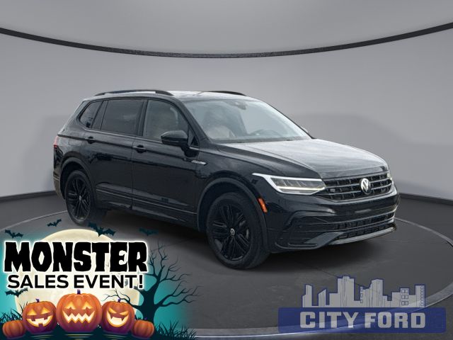 2022 Volkswagen Tiguan Comfortline R-Line Black Edition 4MOTION