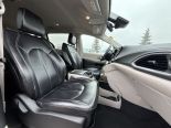 Used 2023 Chrysler Pacifica Touring L
