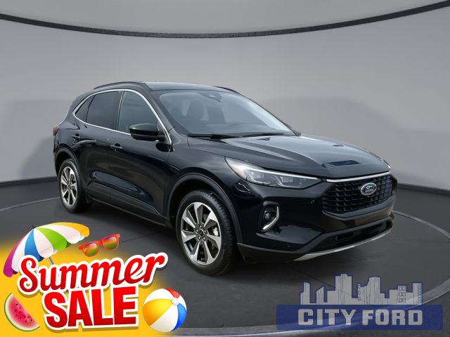 2023 Ford Escape Platinum AWD I REVERSE CAMERA I REAR PARKING SENSORS I LANE KEEPING SYSTEM I BUILT IN NAVIGATION I HEATED SEATS