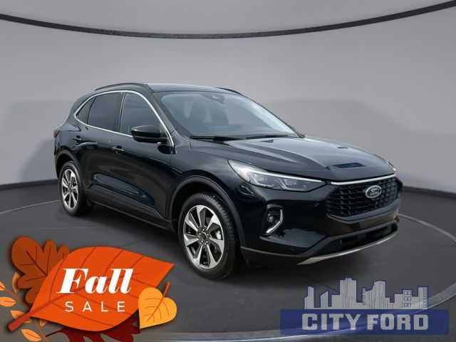 2023 Ford Escape Platinum AWD | REVERSE CAMERA I REAR PARKING SENSORS I LANE KEEPING SYSTEM I BUILT IN NAVIGATION I HEATED SEATS