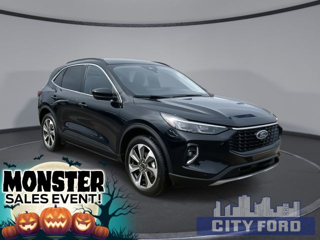 2023 Ford Escape Platinum AWD | REVERSE CAMERA I REAR PARKING SENSORS I LANE KEEPING SYSTEM I BUILT IN NAVIGATION I HEATED SEATS