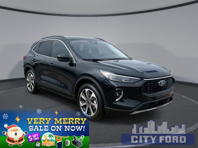 2023 Ford Escape Platinum AWD | REVERSE CAMERA I REAR PARKING SENSORS I LANE KEEPING SYSTEM I BUILT IN NAVIGATION I HEATED SEATS