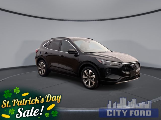 2024 Ford Escape Platinum AWD | Navigation I Power Heated Seats I Heated Steering Wheel I Lane Keeping System I Reverse Camera I Remote Start