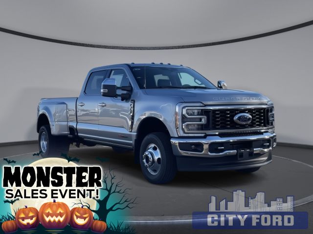 New 2024 Ford Super Duty F-350 DRW Lariat 4x4 Crew Cab 8' Box