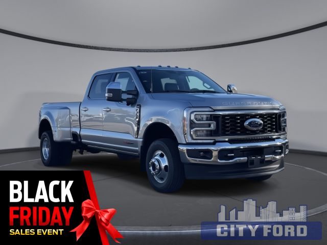 2024 Ford Super Duty F-350 DRW Lariat 4x4 Crew Cab 8' Box