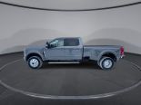 New 2024 Ford Super Duty F-450 DRW Lariat 4x4 Crew Cab 8' Box