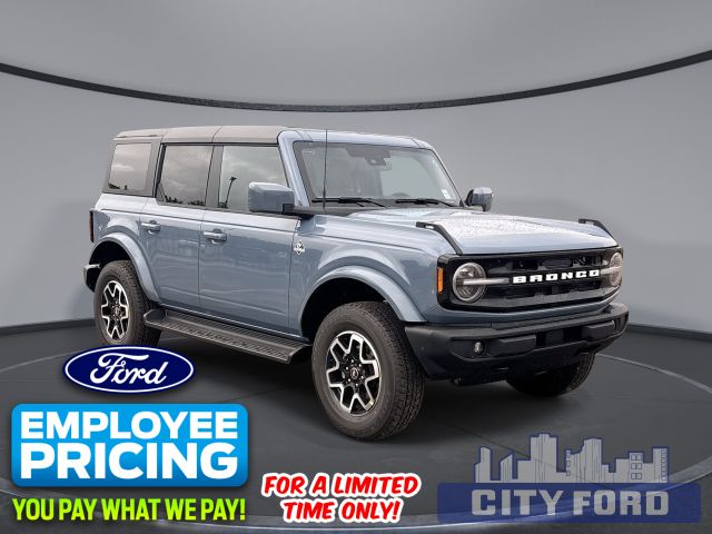 2025 Ford Bronco Outer Banks 4 Door 4x4