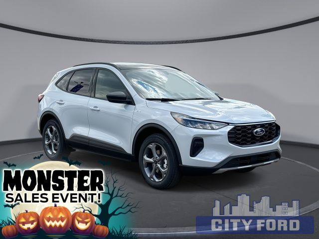 2025 Ford Escape ST-Line AWD | Vista Moon Roof | Navigation System | Lane-Keeping System | Blind Spot Information System | Power Liftgate | Pre-Collision Assist | Heated Steering Wheel