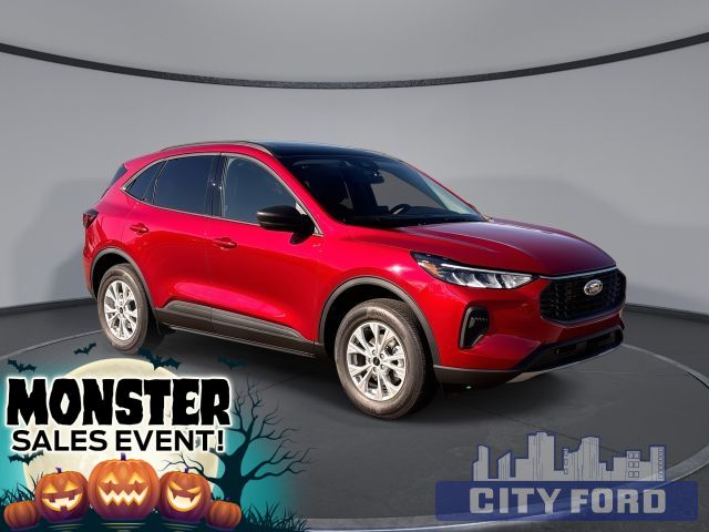 2025 Ford Escape Active AWD | Navigation System | FordPass Connect | Adaptive Cruise Control | Heated Steering Wheel | Heated Front Seats | Power Liftgate