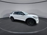 New 2025 Ford Explorer ST-Line 4x4