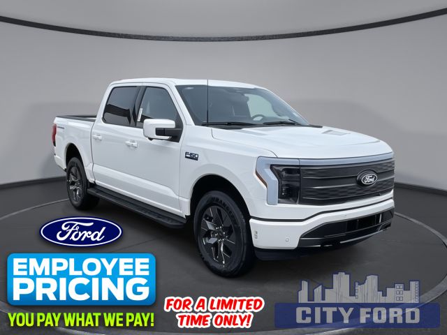 2025 Ford F-150 Lightning Lariat 4x4 SuperCrew 5.5' Box | BLUECRUISE | PRO POWER ONBOARD | EXTENEDED RANGE BATTERY | Adaptive Cruise Control | Twin Panel Moon Roof