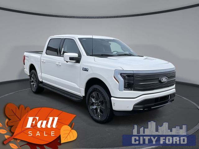 2025 Ford F-150 Lightning Lariat 4x4 SuperCrew 5.5' Box | BLUECRUISE | PRO POWER ONBOARD | EXTENEDED RANGE BATTERY | Adaptive Cruise Control | Twin Panel Moon Roof