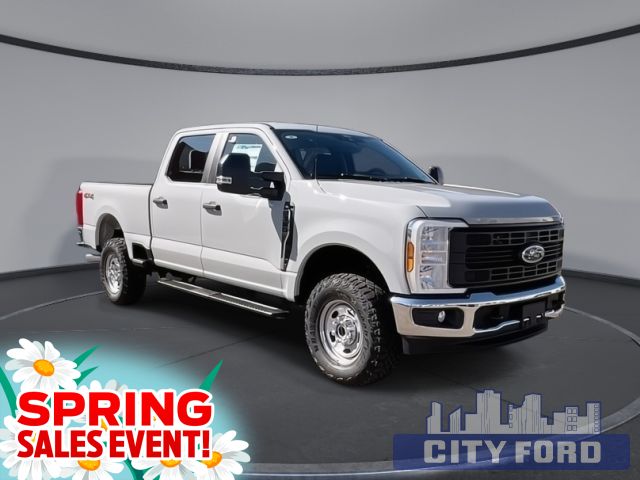 2025 Ford Super Duty F-350 SRW XL 4x4 Crew Cab 6.75' Box | UPFITTER SWITCHES | CHROME PKG. | PLATFORM RUNNING BOARDS