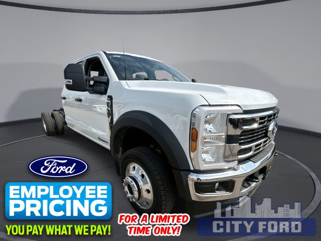 2025 Ford Super Duty F-550 DRW XLT 4x4 Crew Cab 203" WB 84" CA