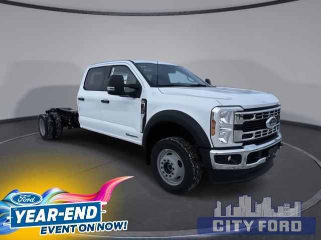 2025 Ford Super Duty F-550 DRW XLT 4x4 Crew Cab 203" WB 84" CA