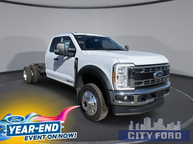 2025 Ford Super Duty F-550 DRW XLT 4x4 SuperCab 192" WB 84" CA