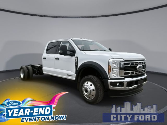 2025 Ford Super Duty F-550 DRW XLT 4x4 Crew Cab 203" WB 84" CA