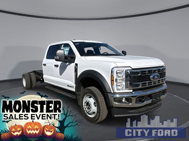 2025 Ford Super Duty F-550 DRW XLT 4x4 Crew Cab 203" WB 84" CA | XLT VALUE PKG. | HIGH CAPACITY TRAILER TOW PKG. | PAYLOAD PLUS PKG.