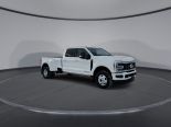 New 2026 Ford Super Duty F-350 DRW Platinum 4x4 Crew Cab 8' Box