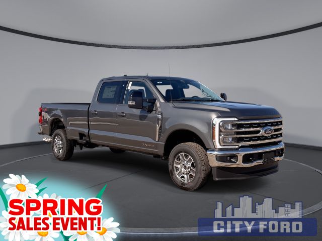 2026 Ford Super Duty F-350 SRW Lariat 4x4 Crew Cab 8' Box