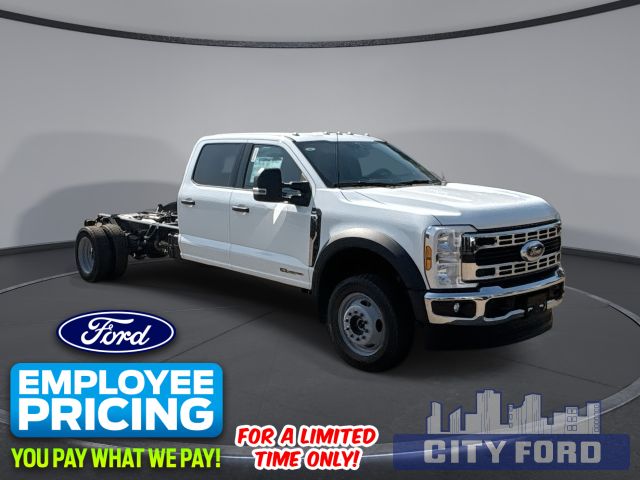 2026 Ford Super Duty F-550 DRW XLT 4x4 Crew Cab 203" WB 84" CA