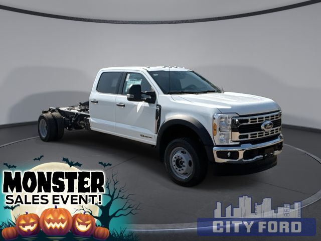 2026 Ford Super Duty F-550 DRW XLT 4x4 Crew Cab 203" WB 84" CA