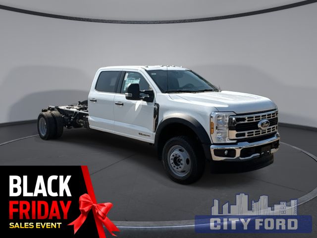 2026 Ford Super Duty F-550 DRW XLT 4x4 Crew Cab 203" WB 84" CA