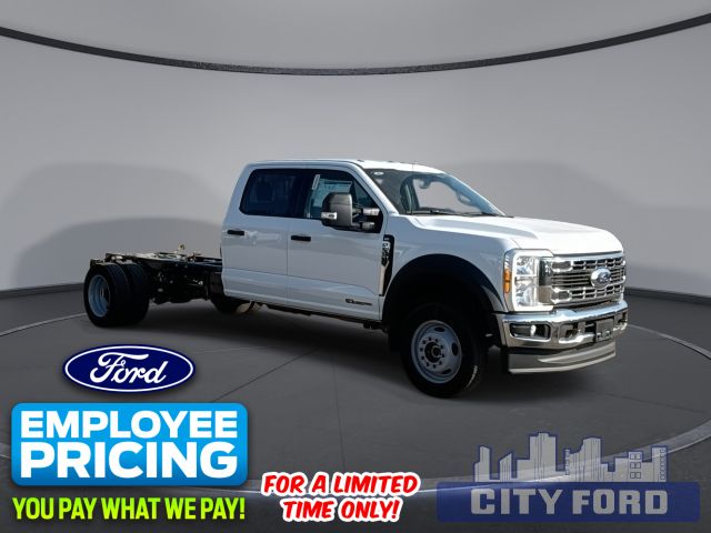 2026 Ford Super Duty F-550 DRW XLT 4x4 Crew Cab 203" WB 84" CA