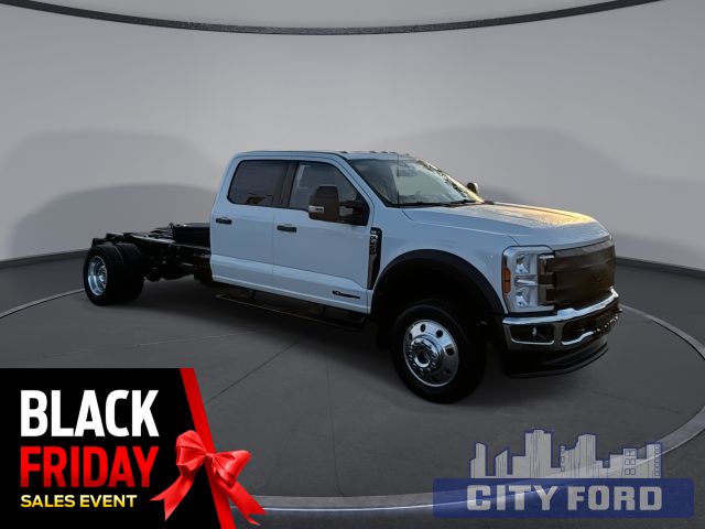 2026 Ford Super Duty F-550 DRW XLT 4x4 Crew Cab 203" WB 84" CA