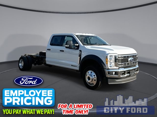 2026 Ford Super Duty F-550 DRW XLT 4x4 Crew Cab 203" WB 84" CA