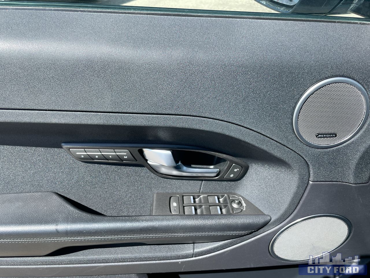 used 2015 Land Rover Range Rover Evoque car, priced at $20,995
