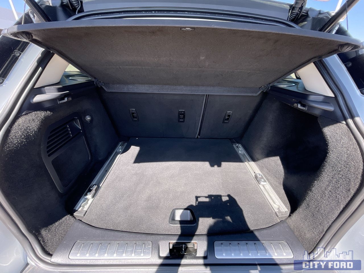 used 2015 Land Rover Range Rover Evoque car, priced at $20,995