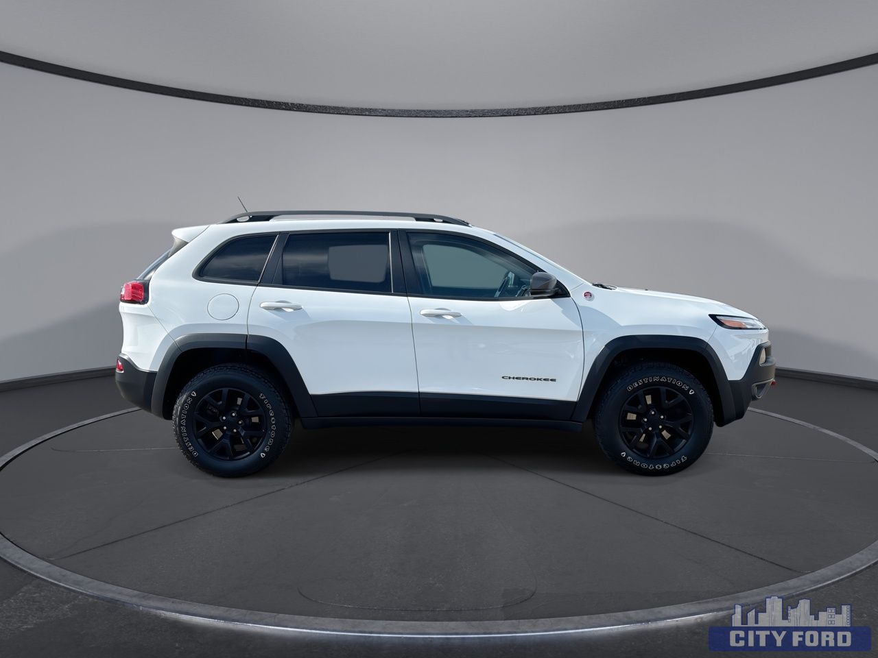 used 2016 Jeep Cherokee car, priced at $17,991