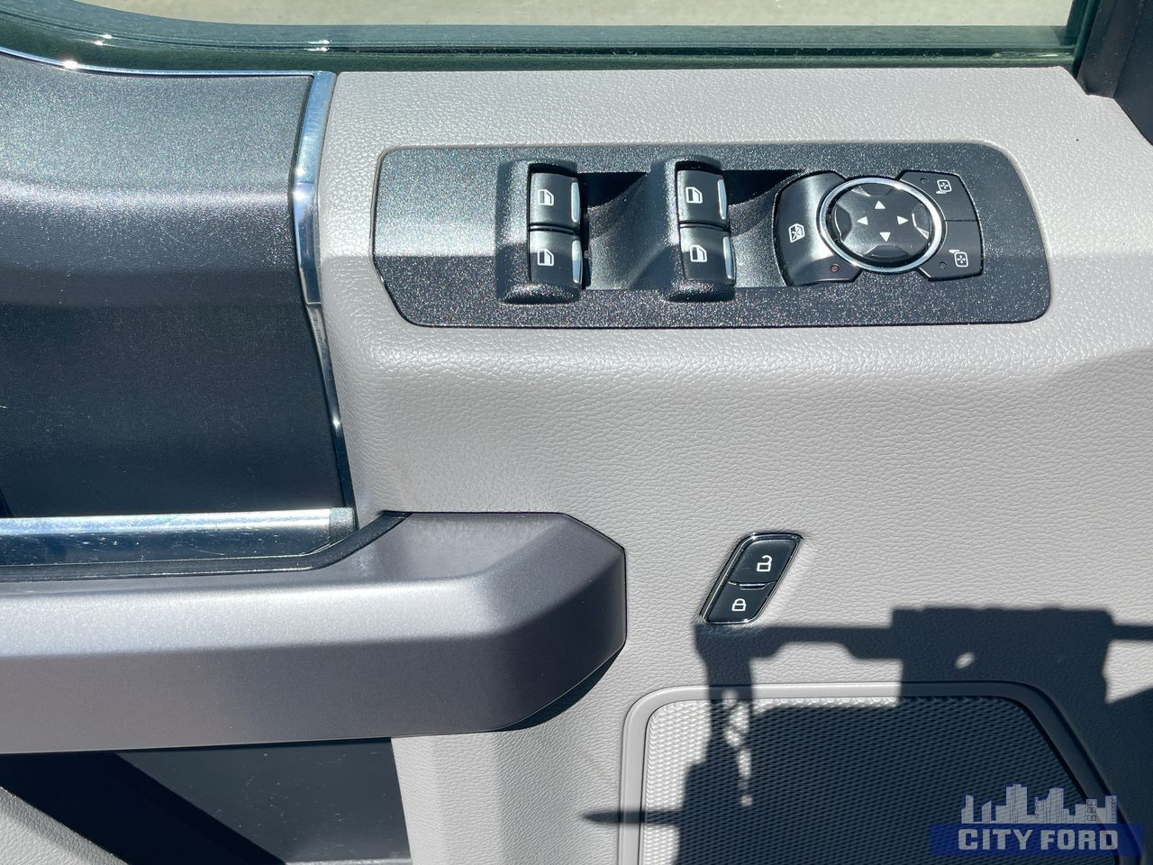 used 2019 Ford F-150 car, priced at $33,995
