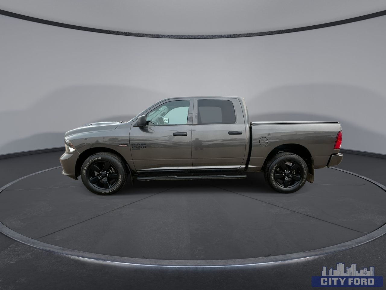 used 2019 Ram 1500 Classic car, priced at $27,995
