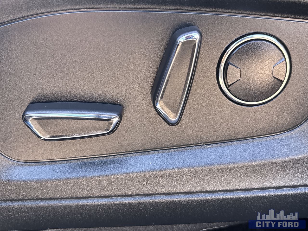 used 2020 Ford Explorer car, priced at $31,995