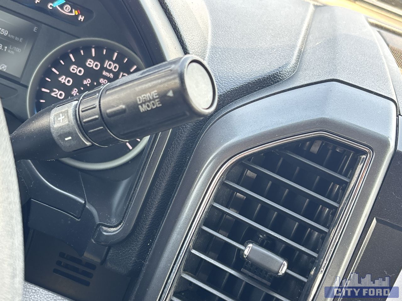 used 2020 Ford F-150 car, priced at $31,995