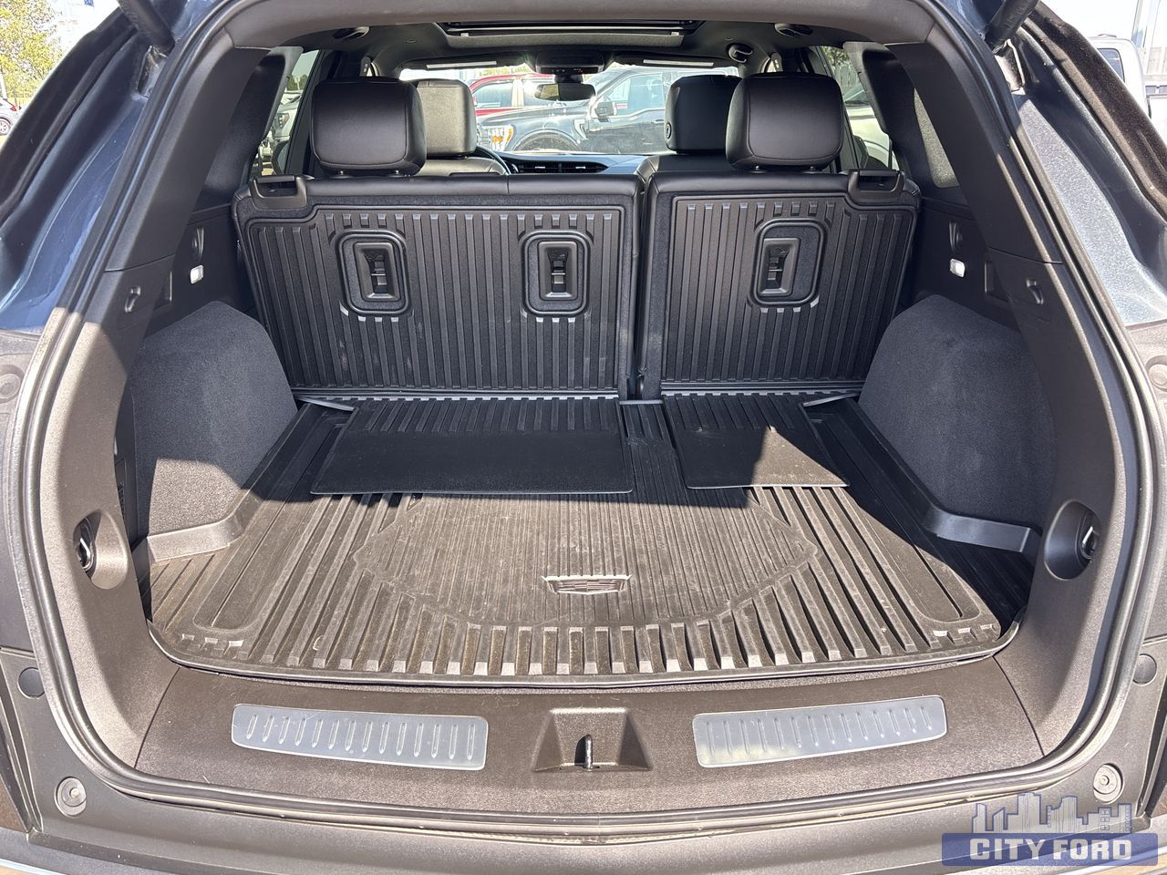 used 2021 Cadillac XT5 car, priced at $32,995